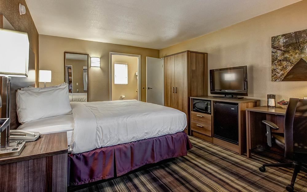 Boulder University Inn Екстериор снимка