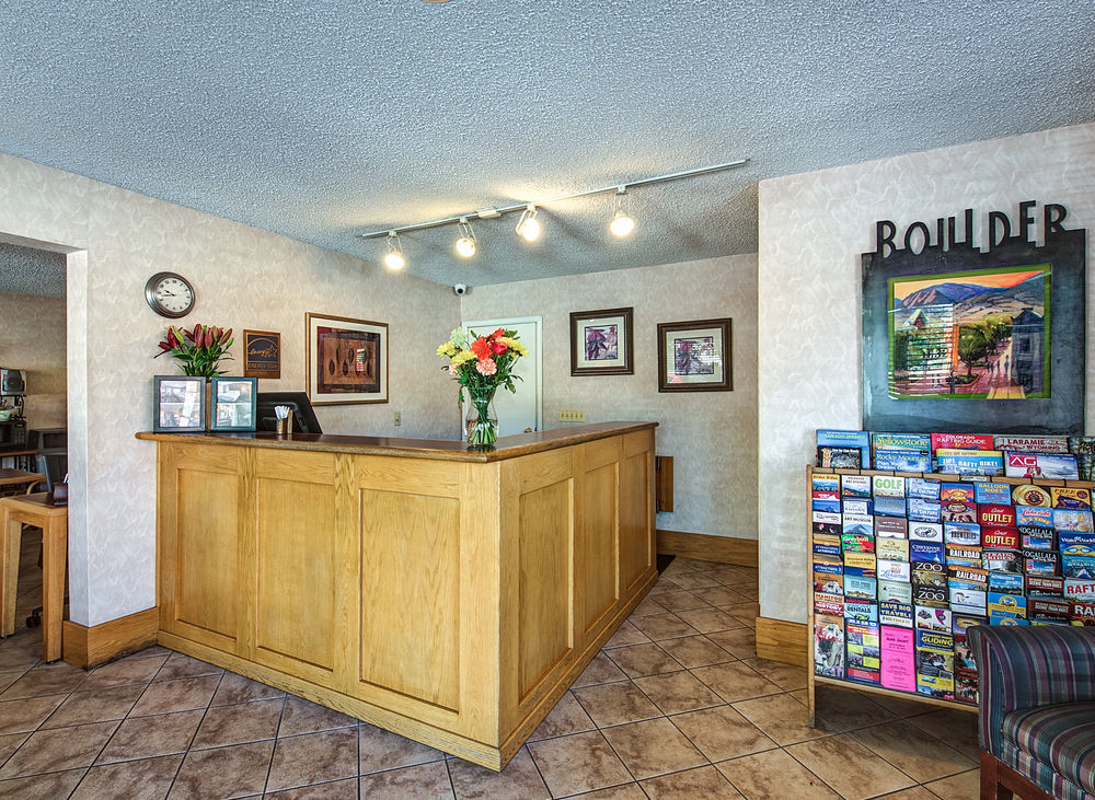 Boulder University Inn Екстериор снимка