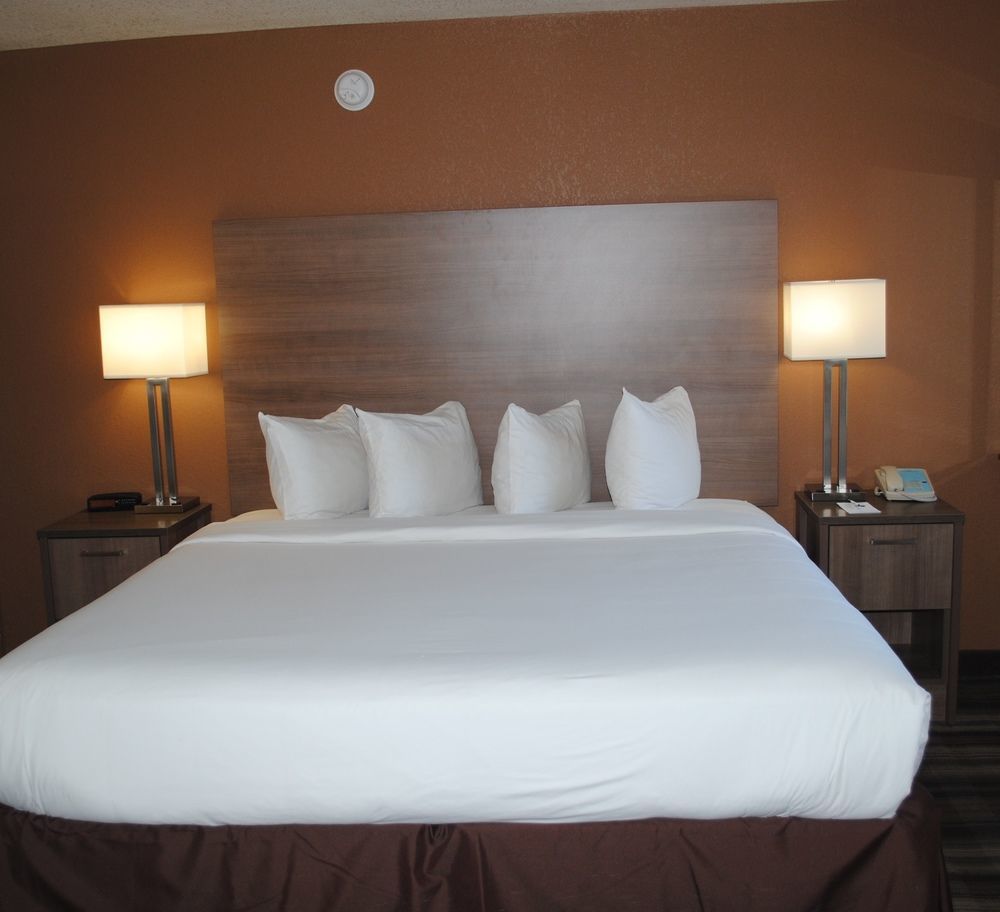Boulder University Inn Екстериор снимка