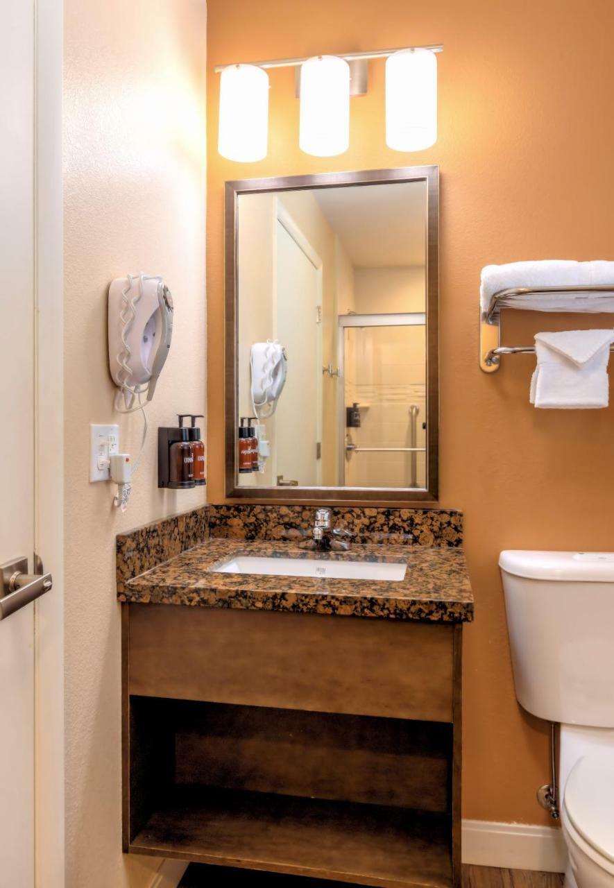 Boulder University Inn Екстериор снимка