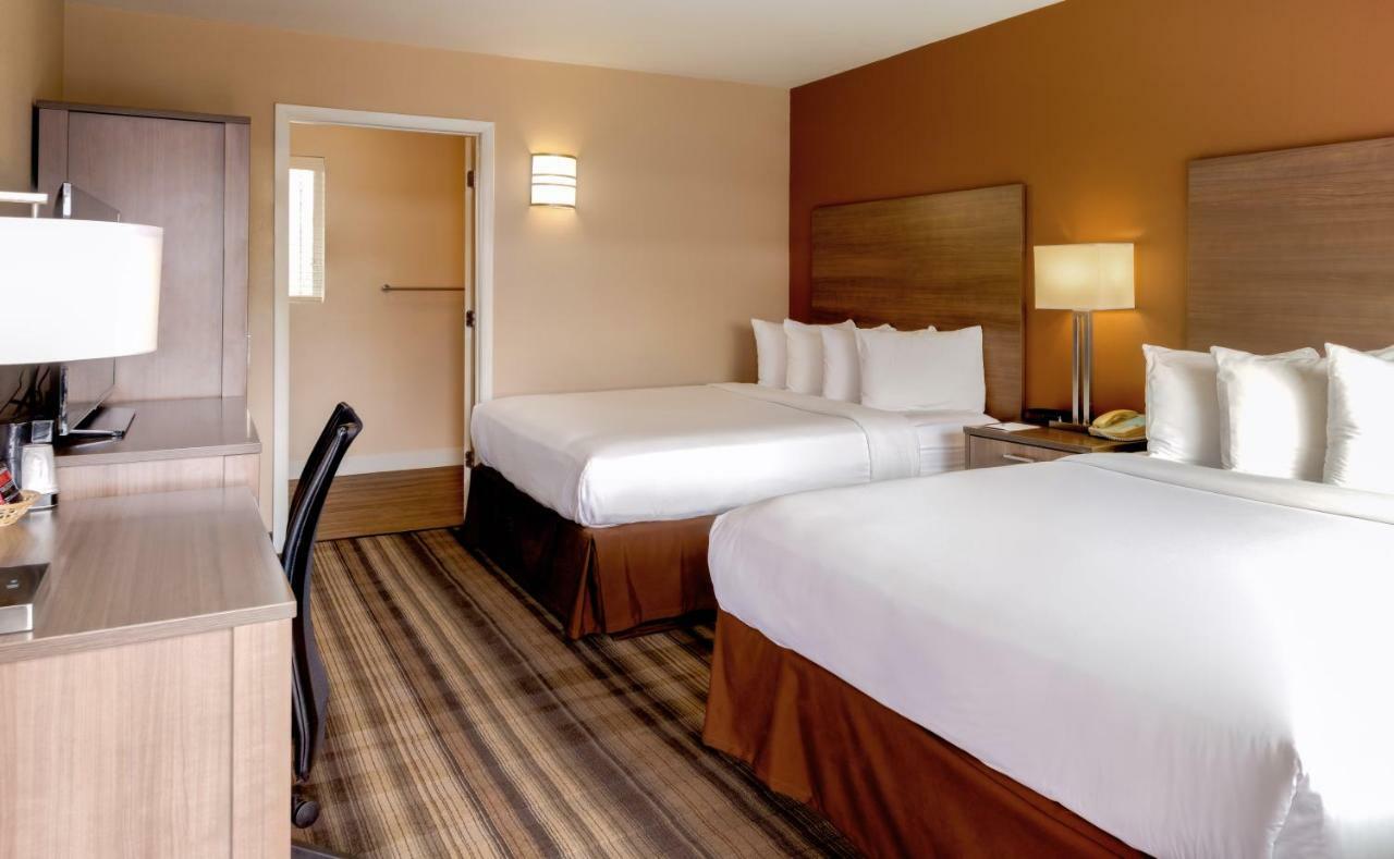 Boulder University Inn Екстериор снимка