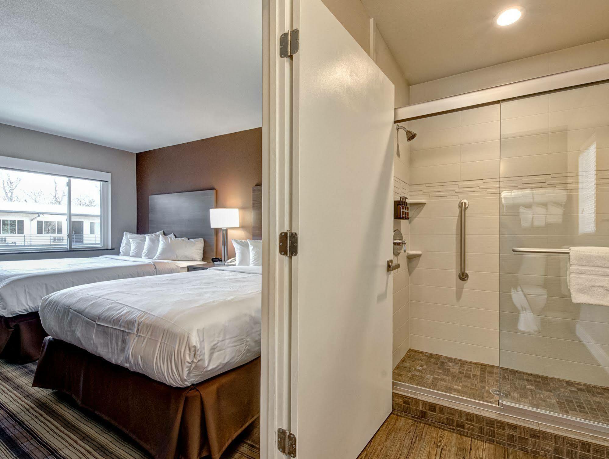 Boulder University Inn Екстериор снимка