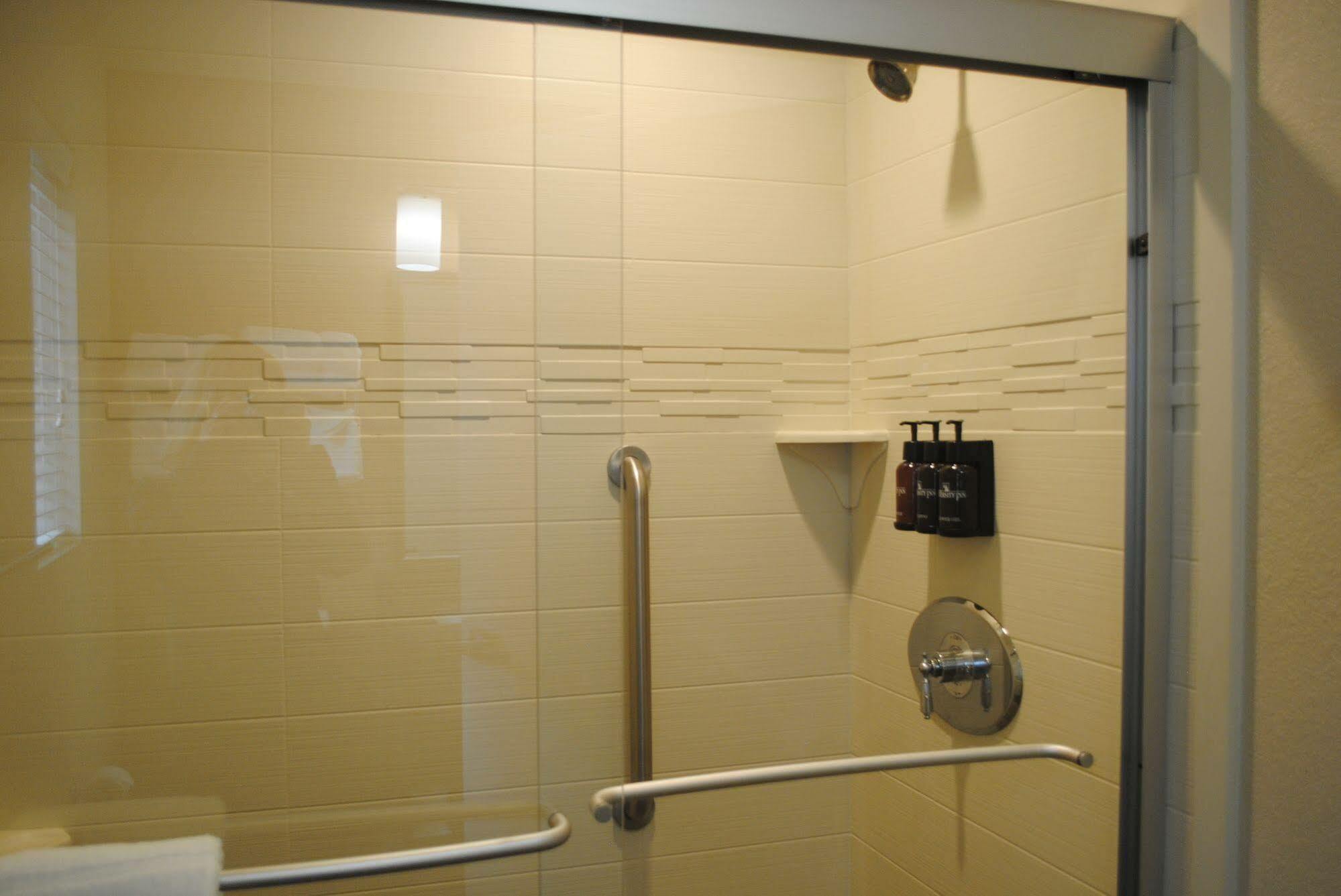 Boulder University Inn Екстериор снимка